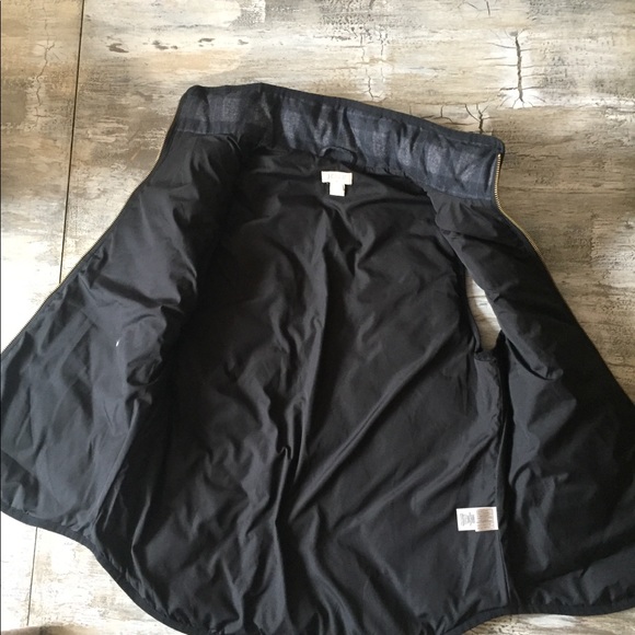 J Crew quilted puffer vest - Picture 2 of 4